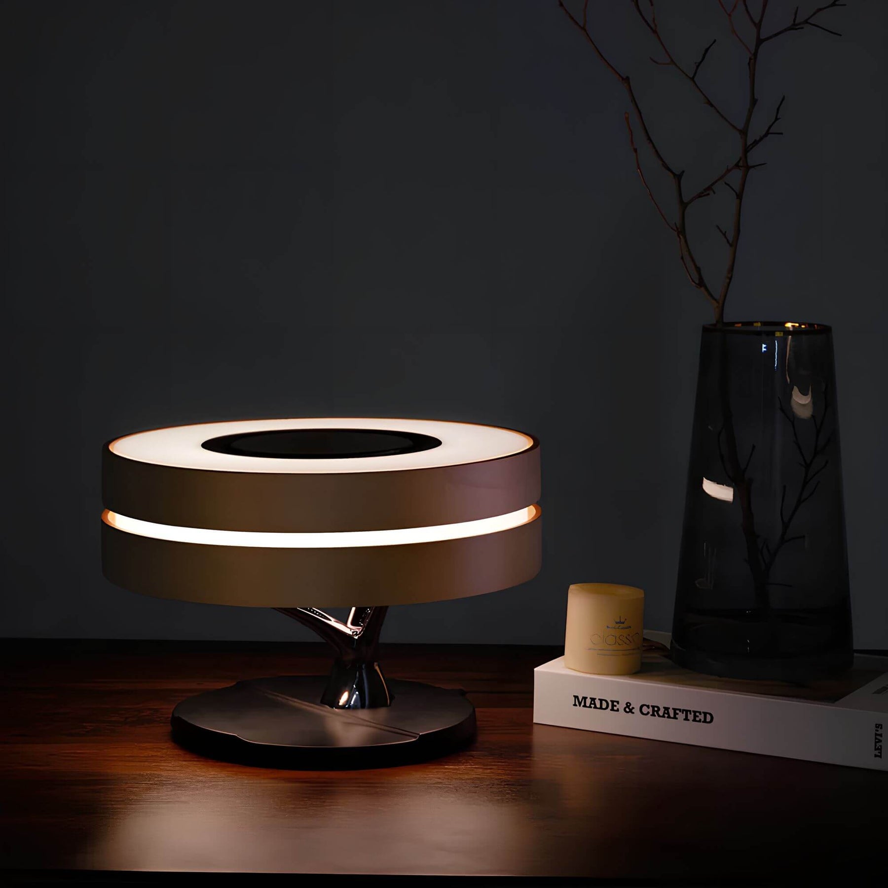 Elegante Tischlampe im minimalistischen Stil für jeden Raum