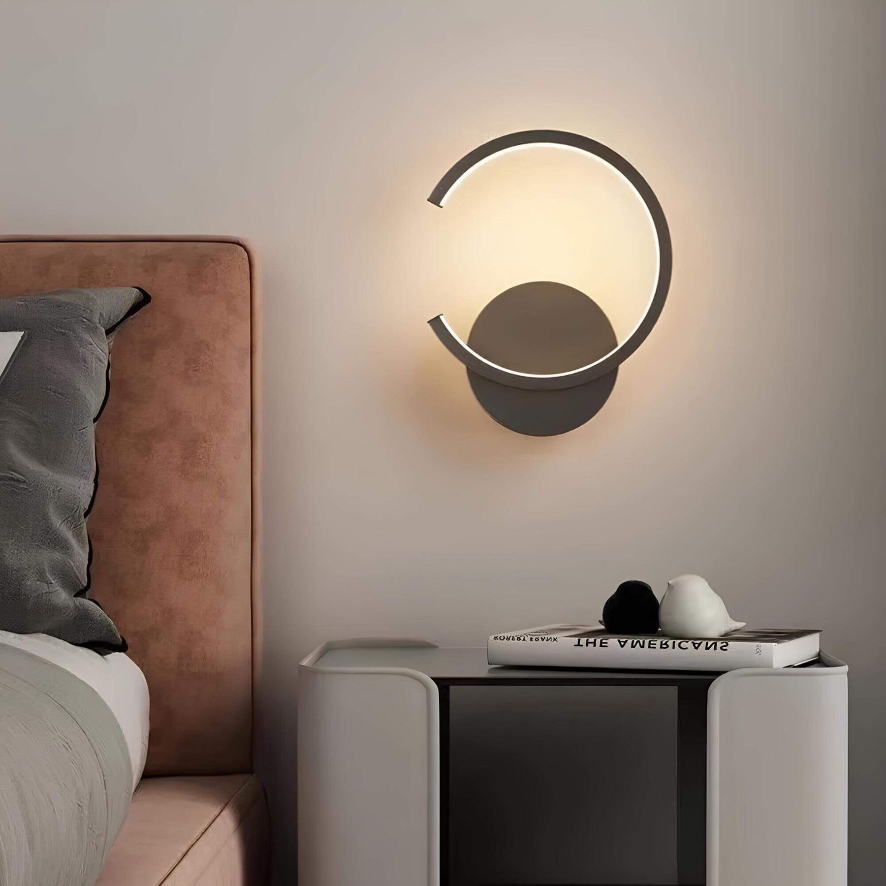 Stylische LumiEdge LED-Wandlampe für Wohn- und Schlafzimmer