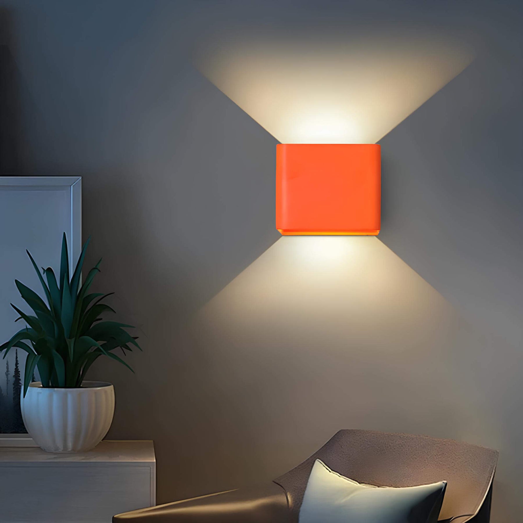 Moderne Wandlampe im Quadrat